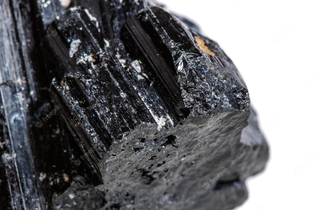 The Metaphysical Properties and Healing Powers of Black Tourmaline